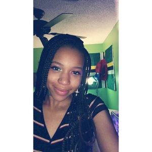 Meet your Posher, Jenna